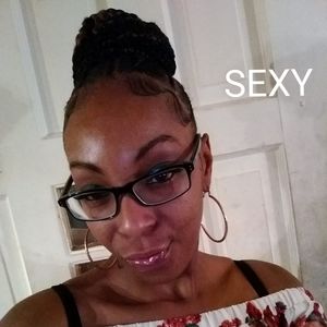 Meet your Posher, Ronnisha